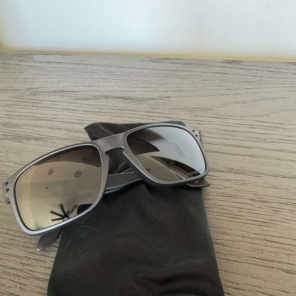 Oakley Men’s Prism Sunglasses